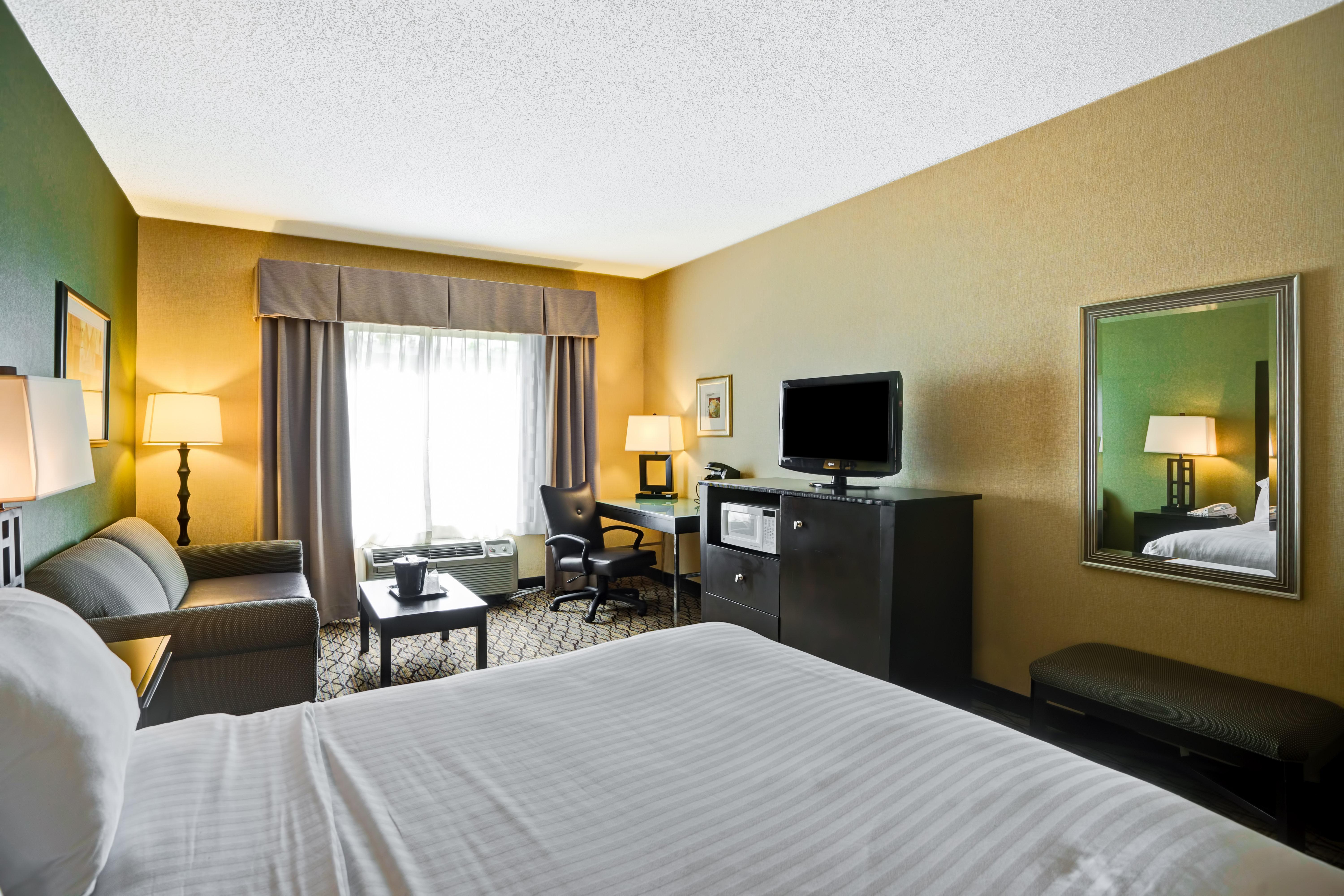 Holiday Inn Express Hotel & Suites Christiansburg By Ihg Buitenkant foto