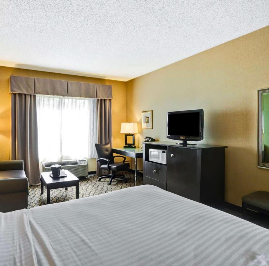 Holiday Inn Express Hotel & Suites Christiansburg By Ihg Buitenkant foto